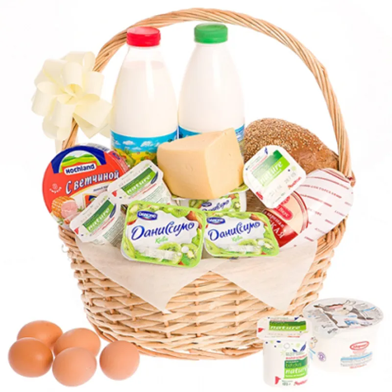 Корзинка свежих продуктов с хлебом и молоком, доставка Шелехов
